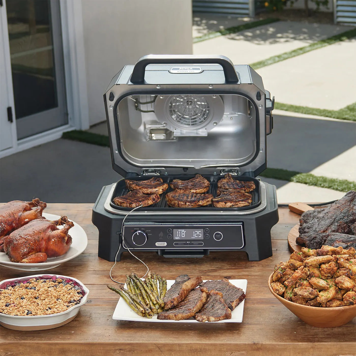 Ninja Woodfire Pro XL Electric BBQ Grill & Smoker OG850UK. فرن خارجي