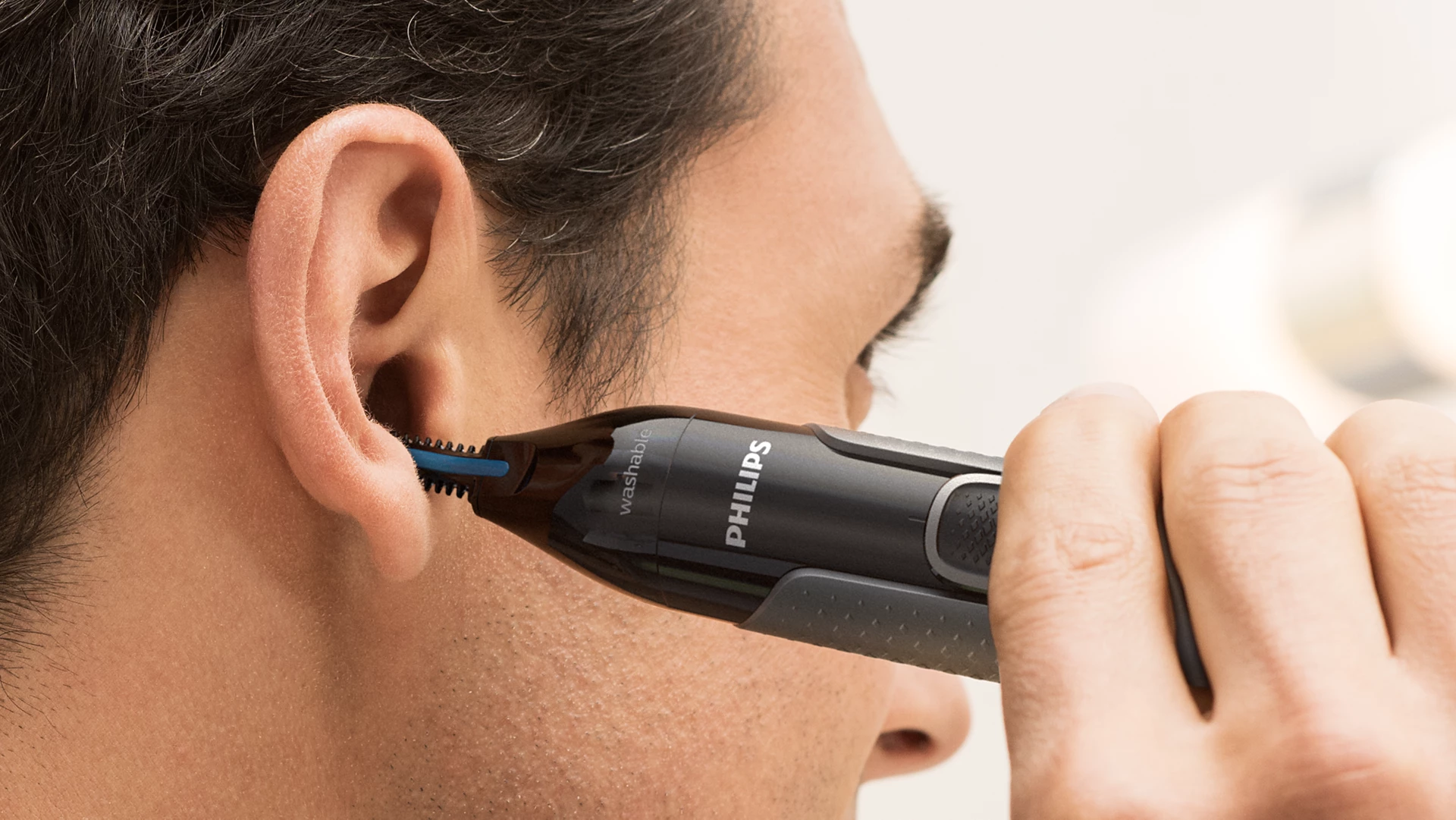 Philips Series 3000 Nose, Ear & Eyebrow Trimmer — NT3650/16