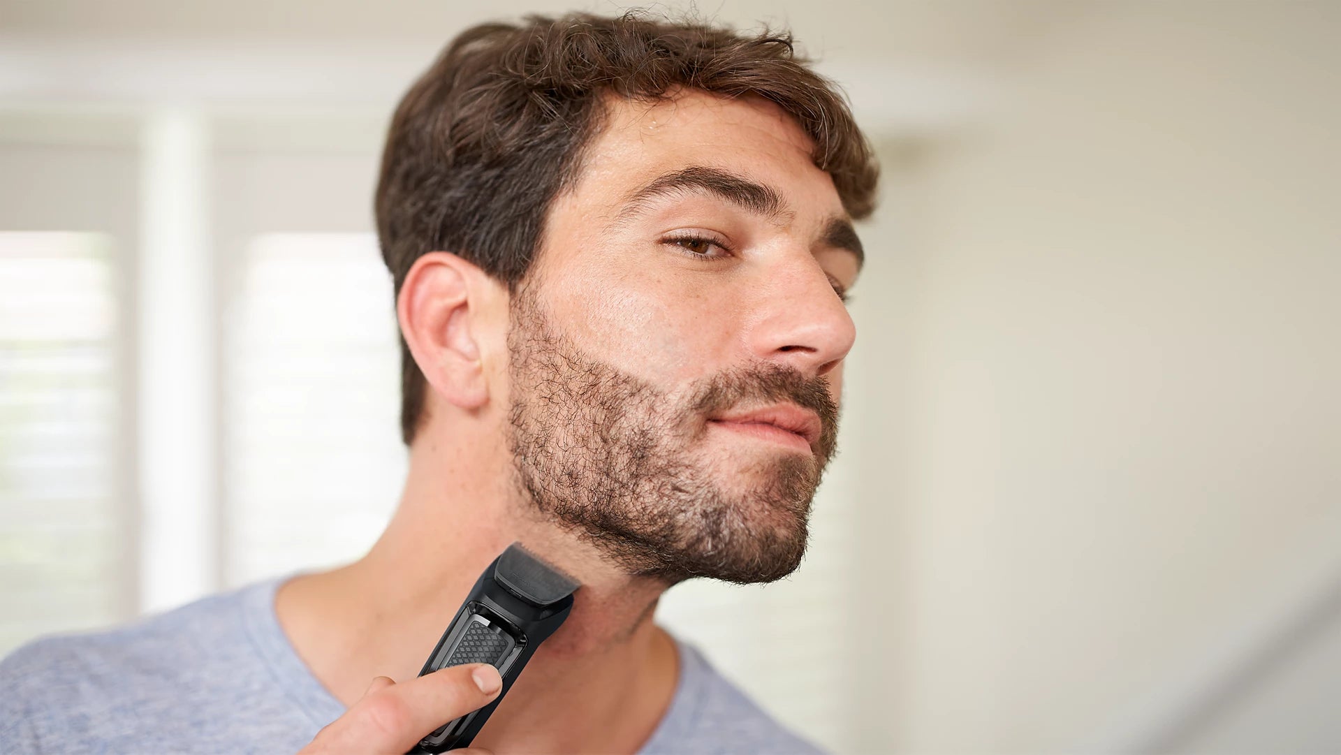 Philips Multigroom Series 3000 7-in-1 Face and Hair Trimmer — MG3720