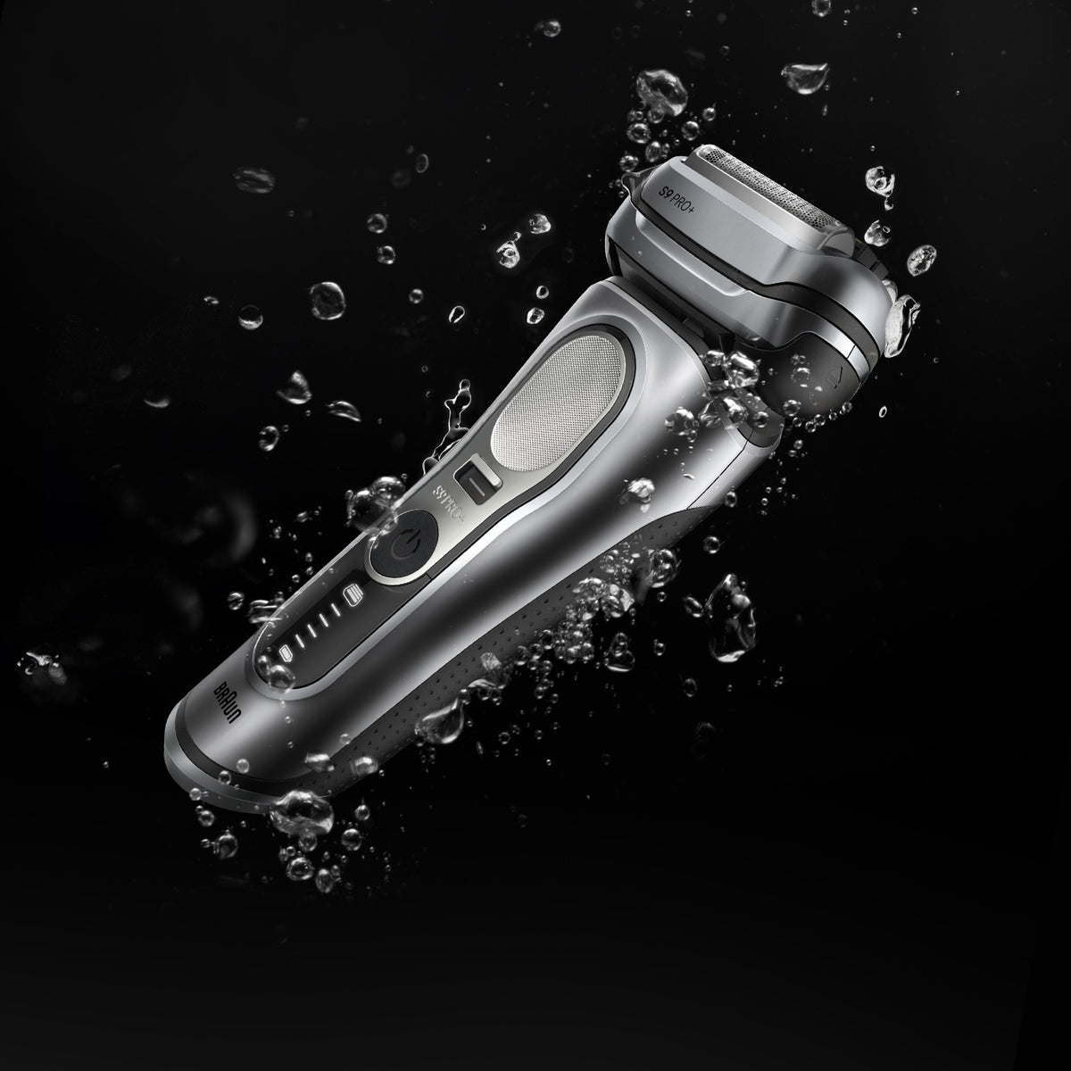 Braun Series 9 Pro+ 9667cc Wet & Dry Electric Shaver with SmartCare Center
